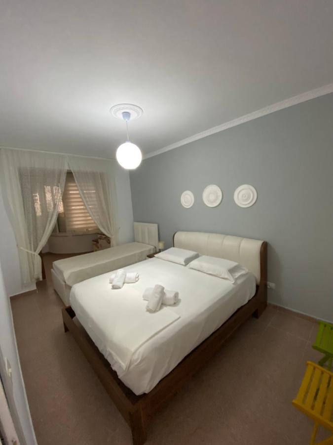 Lila Apartments 1 Дуррес Екстер'єр фото